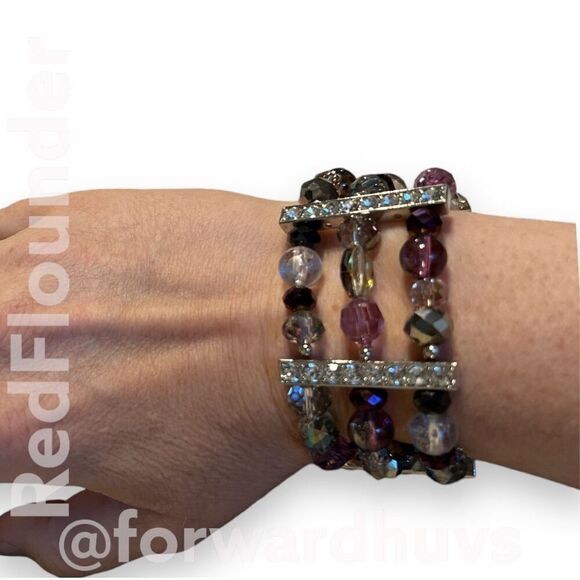 Bundle Sale 3 for $15 | Beaded Stretch Bracelet with Rhinestone Dividers - Picture 3 of 8